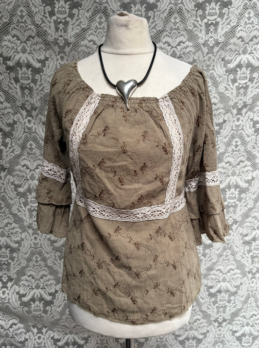 The Zelda Blouse
