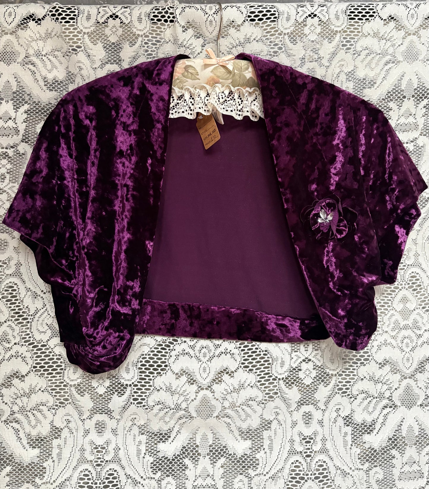 The Odette Shrug