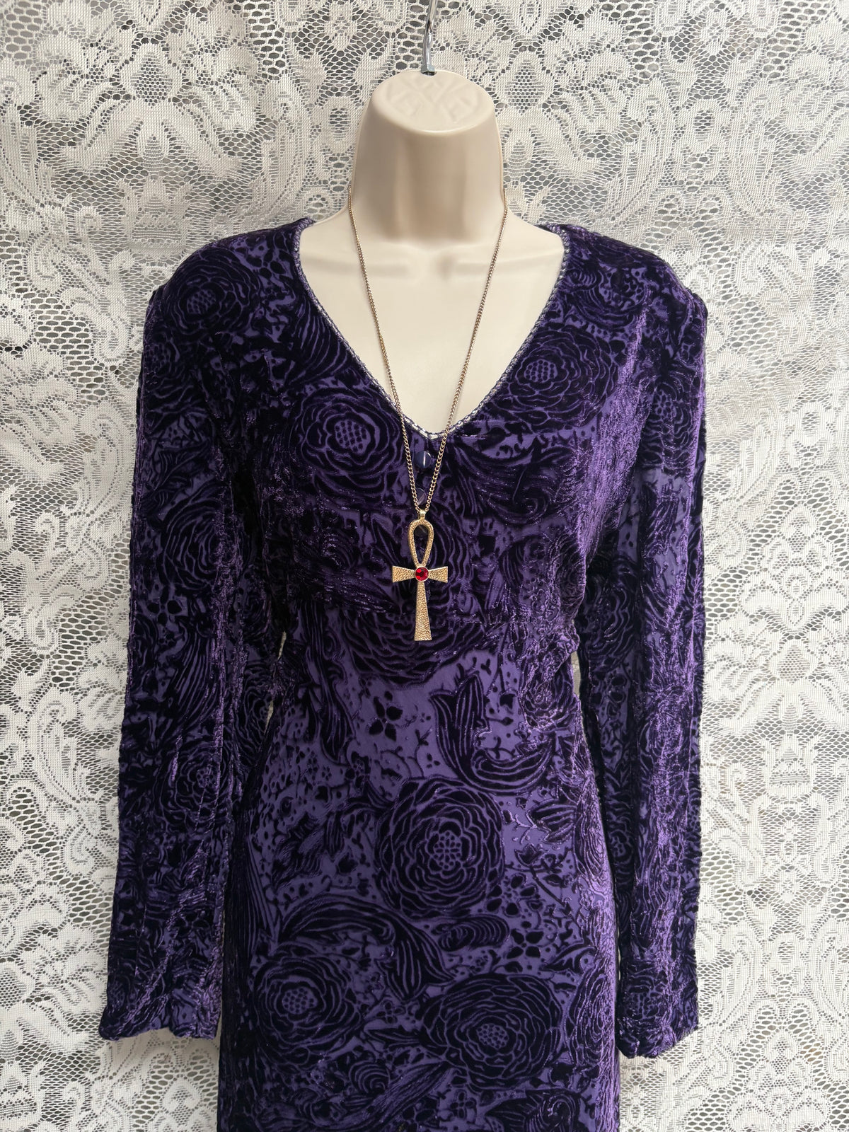 The Winnie Dress (Size 14)