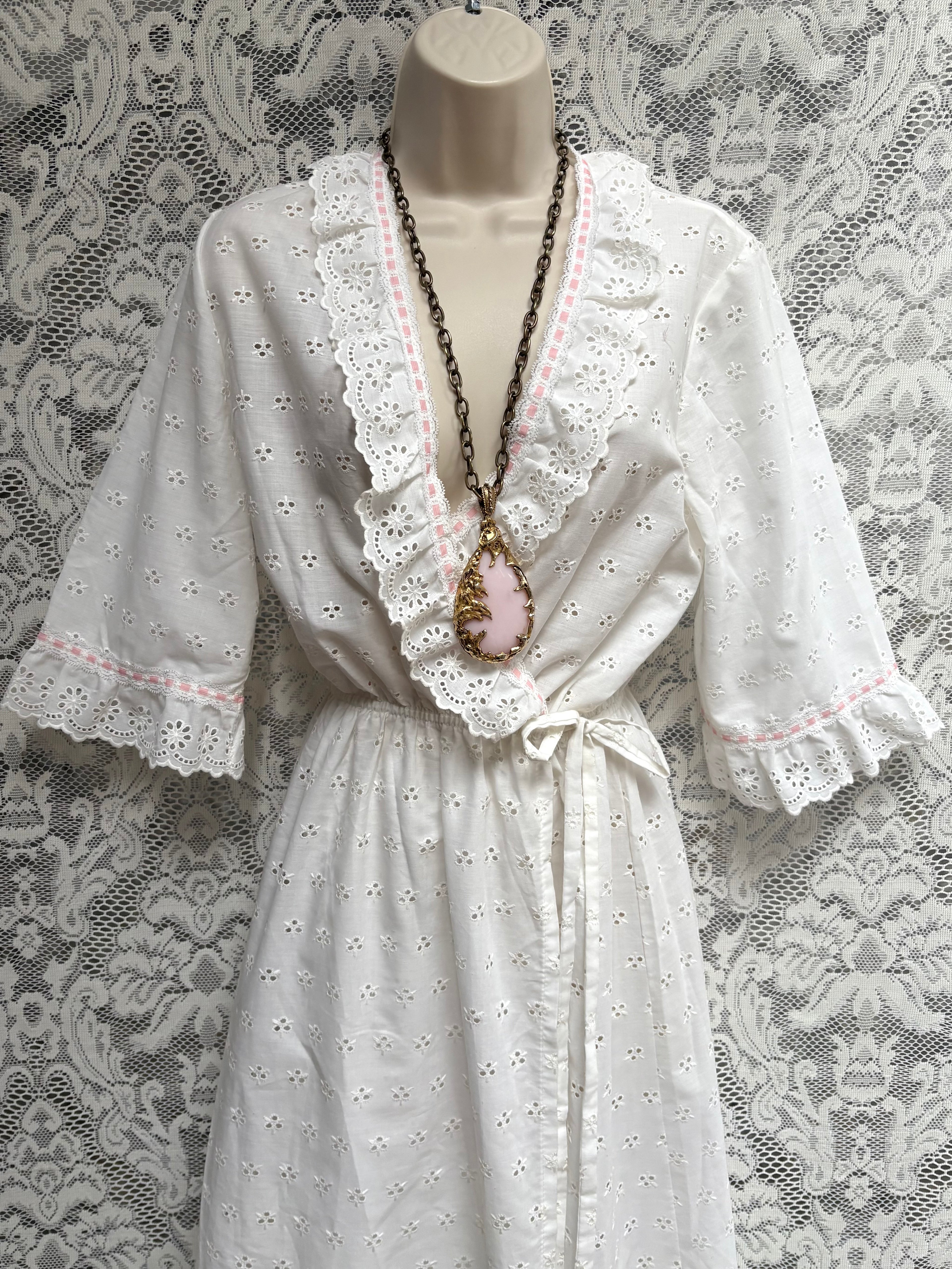 The St. Valentine Robe