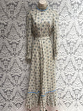 The English Lady Dress