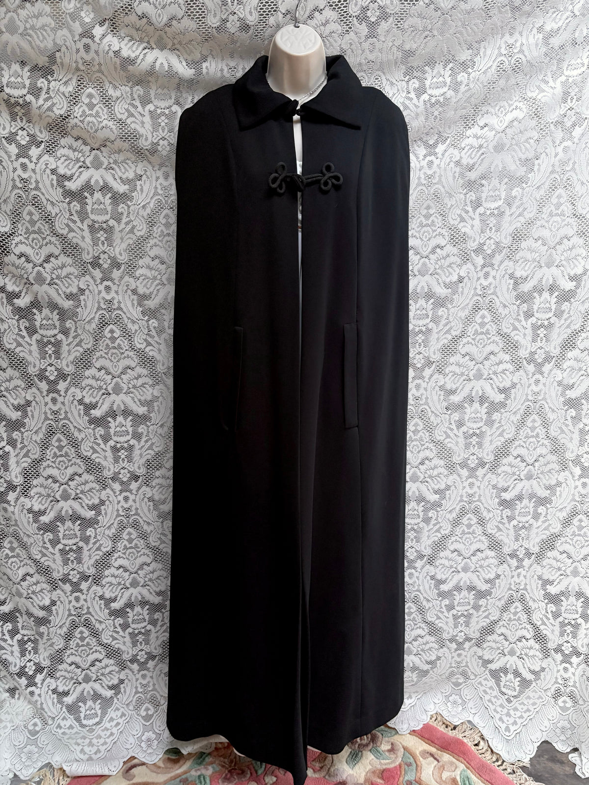 The Quad Cape